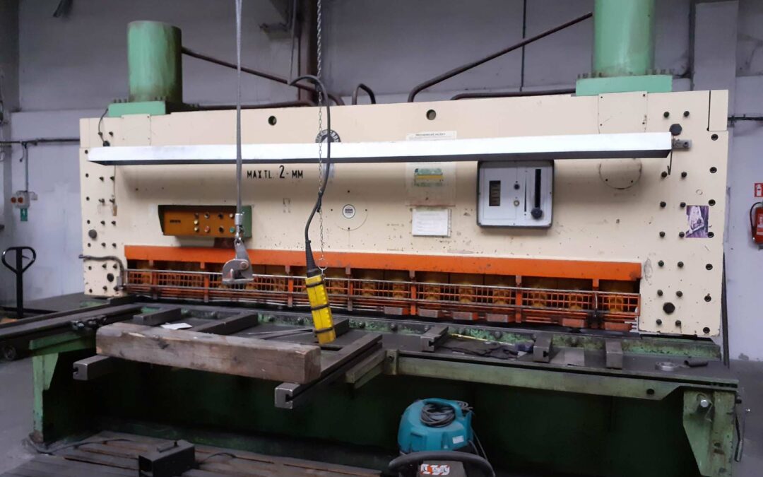 #04949 Cizalla hidráulica LVD Jelsingrad MG 3150 x 20 mm – video ▶️
