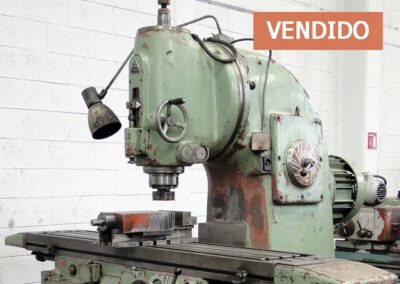#0986 – Fresadora vertical TOS FA4V – video ▶️